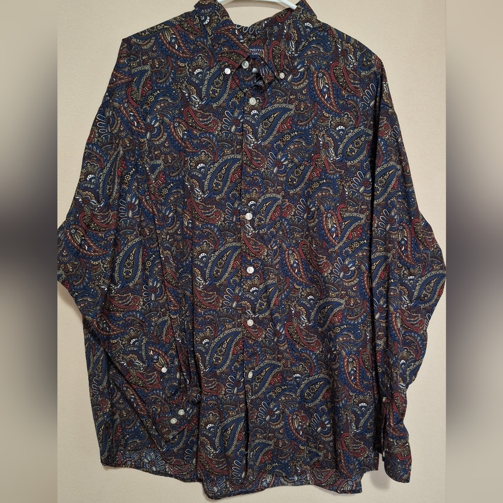 Roundtree & Yorke Multicolor Paisley Button Down Shirt